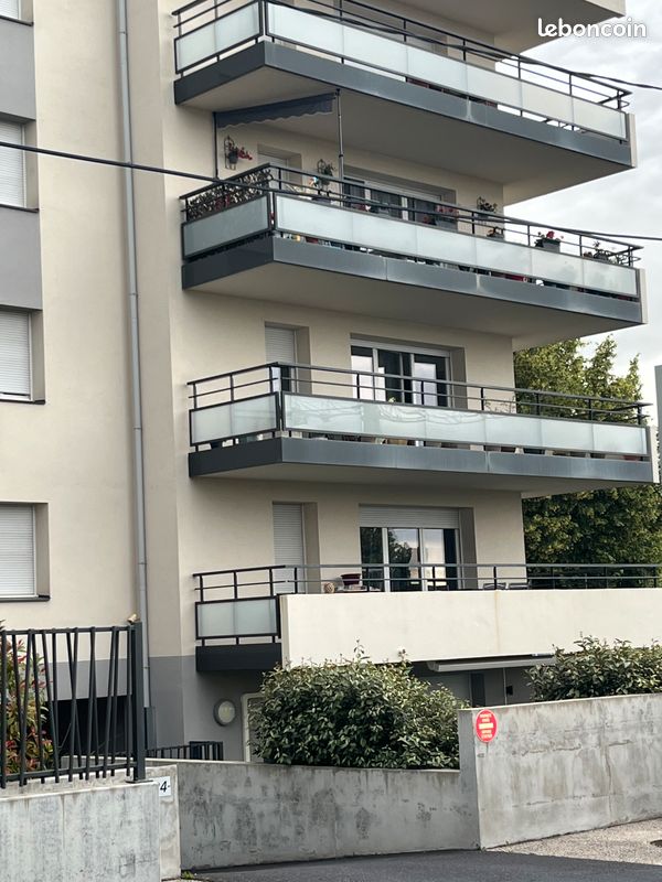 Appartement 4 pièces 80 m² · à Clermont-Ferrand · 80 m² · 188 000 €