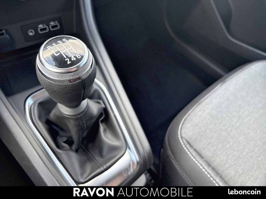 RENAULT Captur TCe 90 Evolution (image 16)