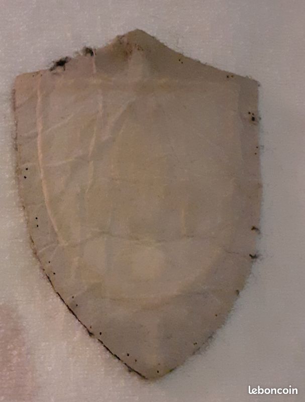 Ecusson militaire de l'ecole d'application de l'infanterie (image 2)