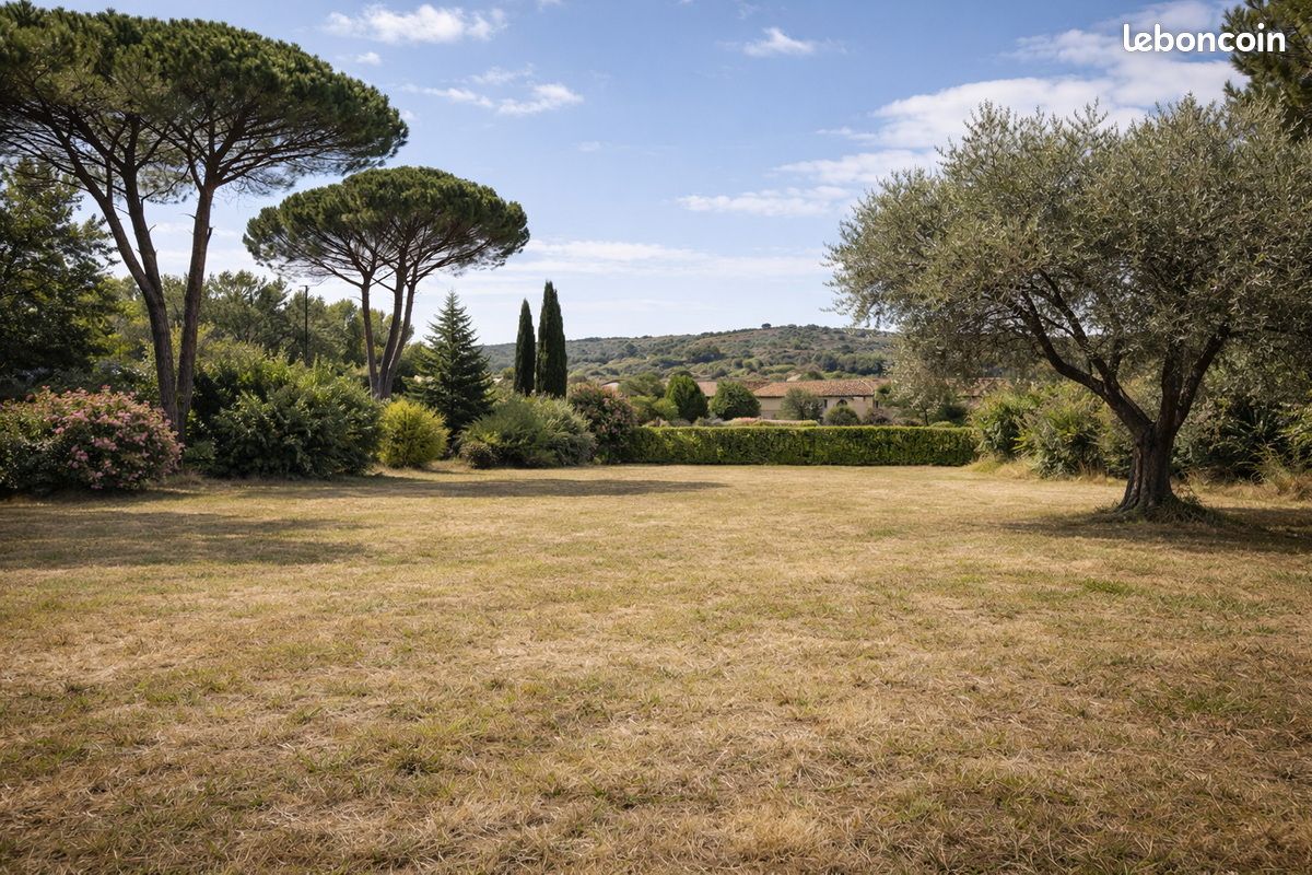 Terrain 320 m² · à Elne · 320 m² · 120 600 €