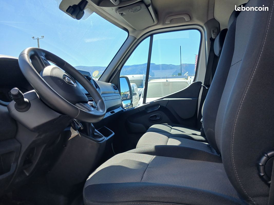 15750 e ht renault master 2.3 dci 135 cv l2h2 gps radar 3t5 (image 2)