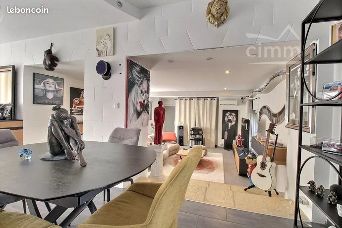 Maison 8 pièces 180 m²