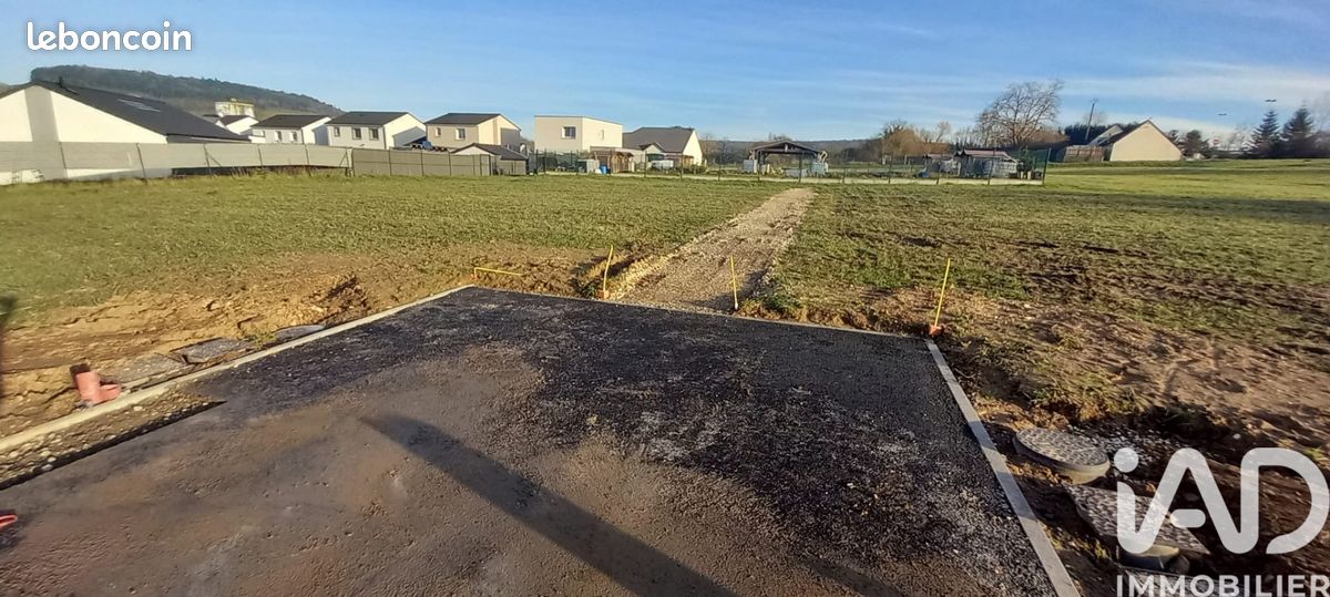 Terrain 651 m² · à Belleville · 651 m² · 83 000 €