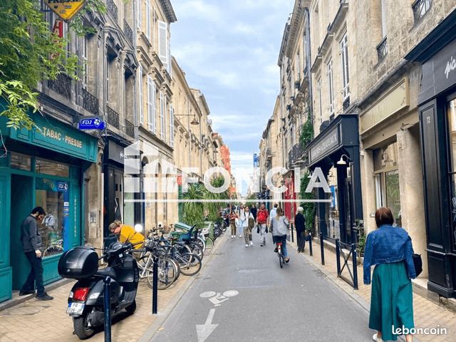 Appartement 3 pièces 112 m² · à Bordeaux · 112 m² · 1 583 €