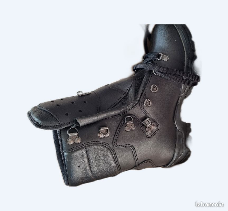 Chaussures montantes (image 1)