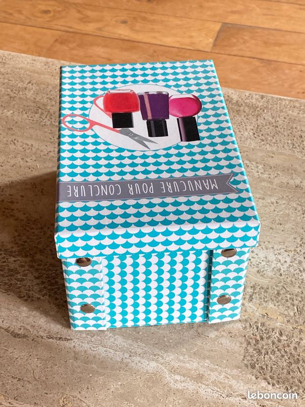 Boîte de rangement pour manucure ou autre (image 3)
