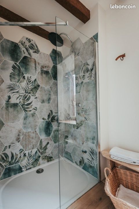 Naves, 03330, chambre meublée de 20 m², 70 euros la nuit (image 5)