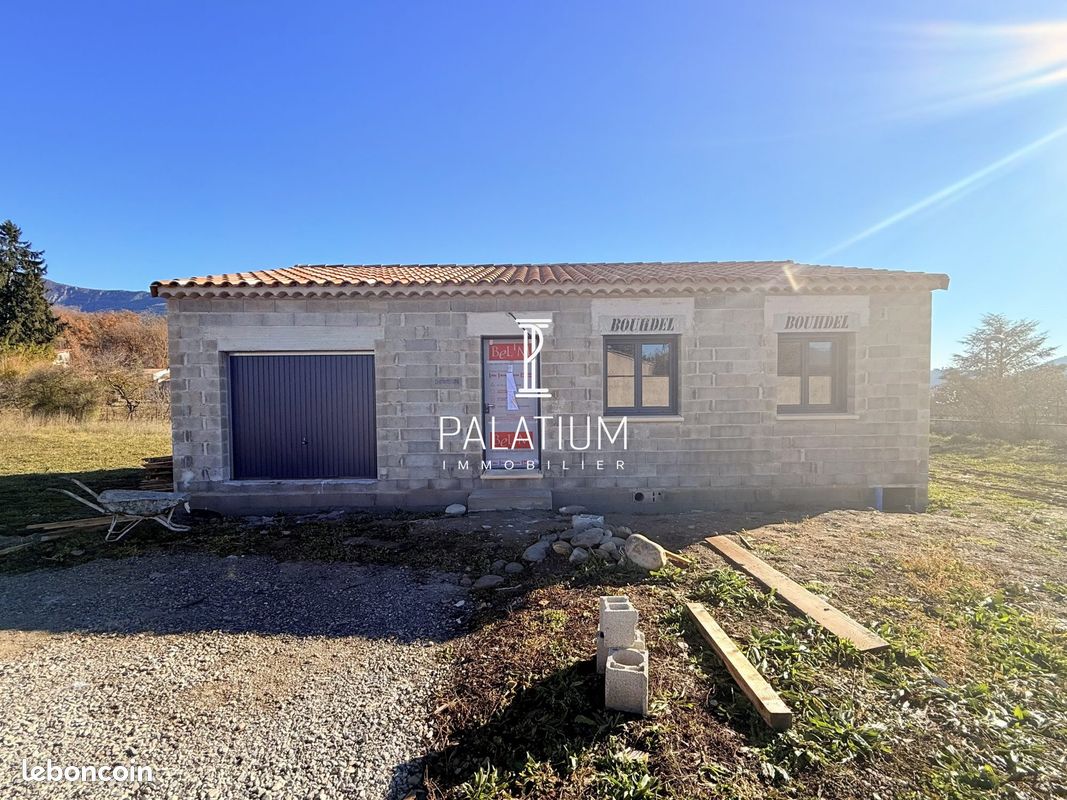 Terrain 382 m² · à Sisteron · 382 m² · 82 900 €