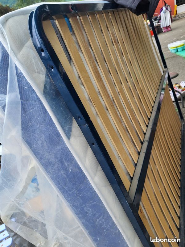 Matelas et sommier (image 1)