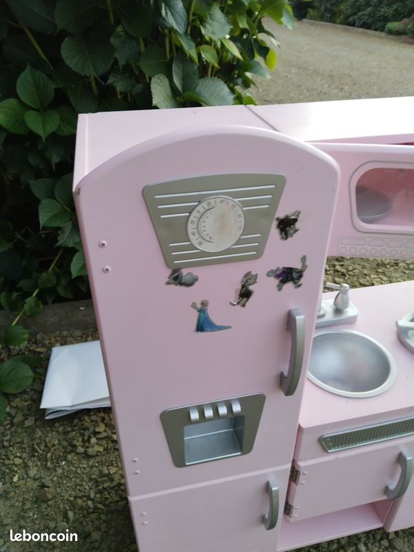 Cuisine enfant rose en bois (image 2)