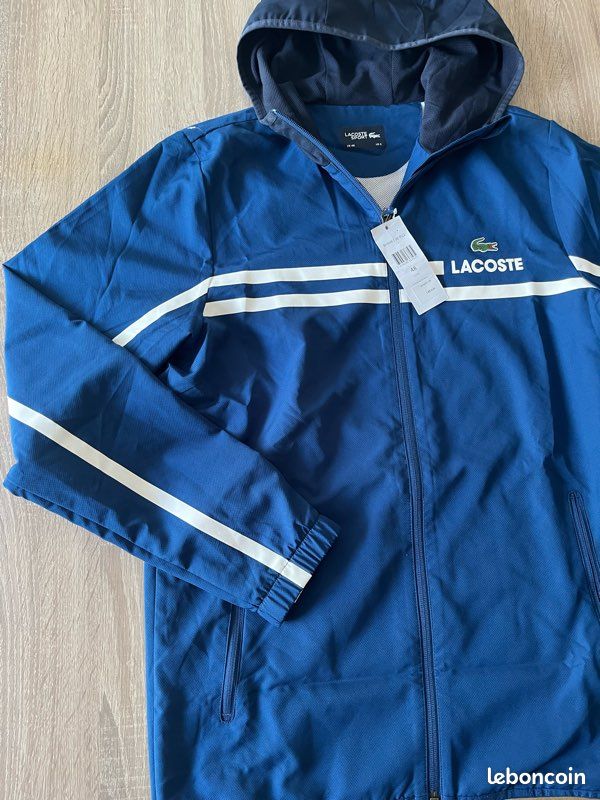 NEUVE Veste Lacoste bleu Taille S (48) Neuve et authentique
