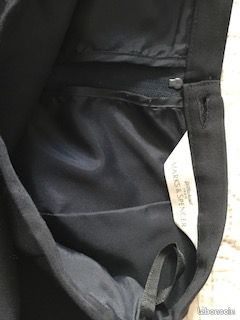 Jupe droite noire doublée Mark&Spencer (image 2)