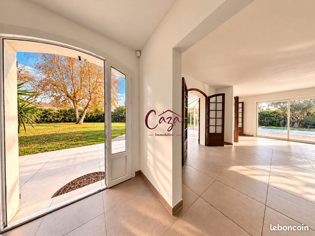 Maison 6 pièces 142 m² · à Sallebœuf · 142 m² · 380 000 €