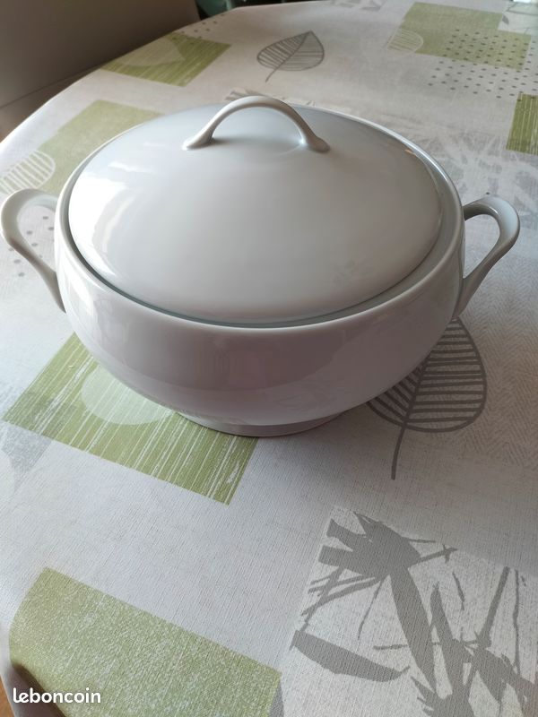 Soupière en céramique , blanche (image 1)