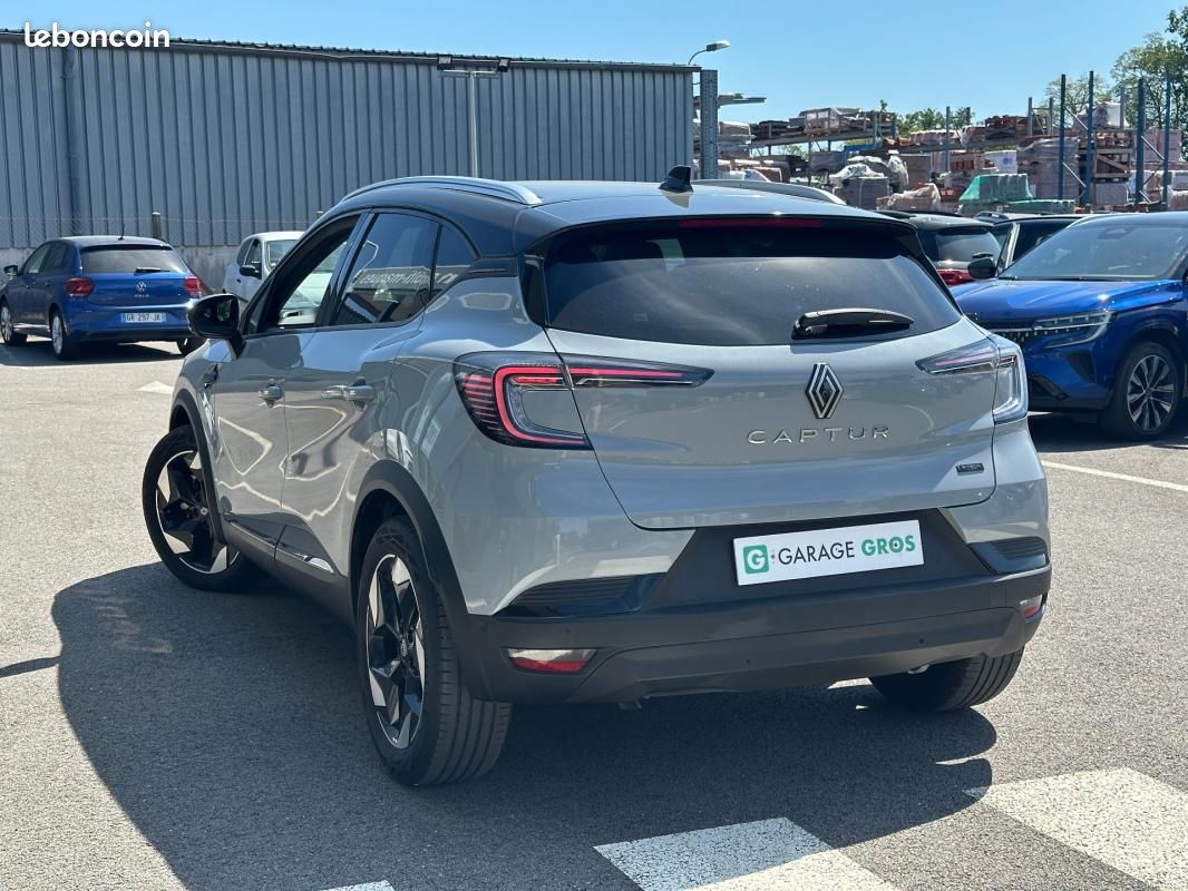Renault Captur E-Tech full hybrid 145 ch Techno (image 2)
