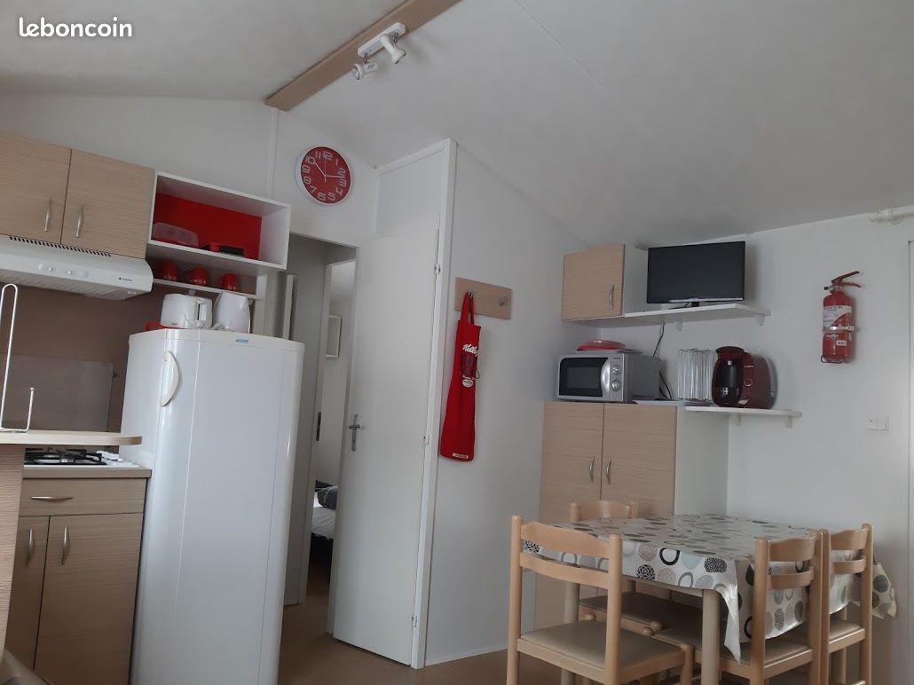 Location mobil-home trois chambres Charente Maritime proche de la Palmyre/Royan (image 10)