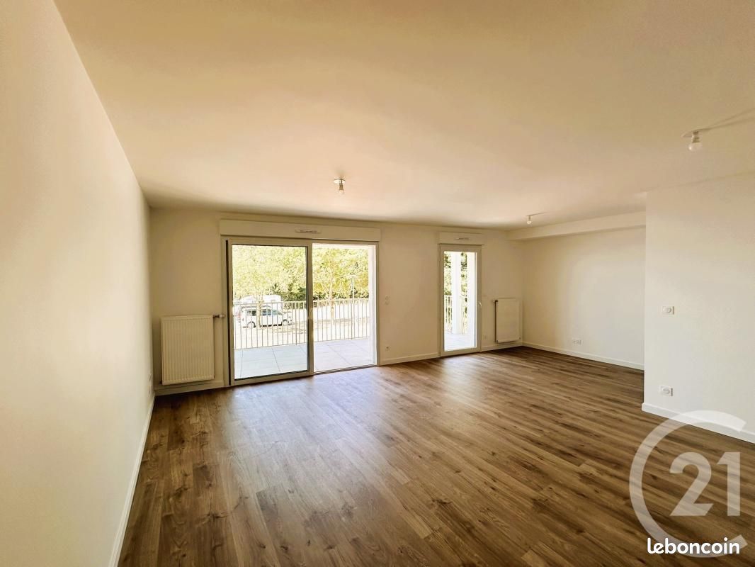 Appartement 3 pièces 65 m² · à Le Fenouiller · 65 m² · 273 800 €