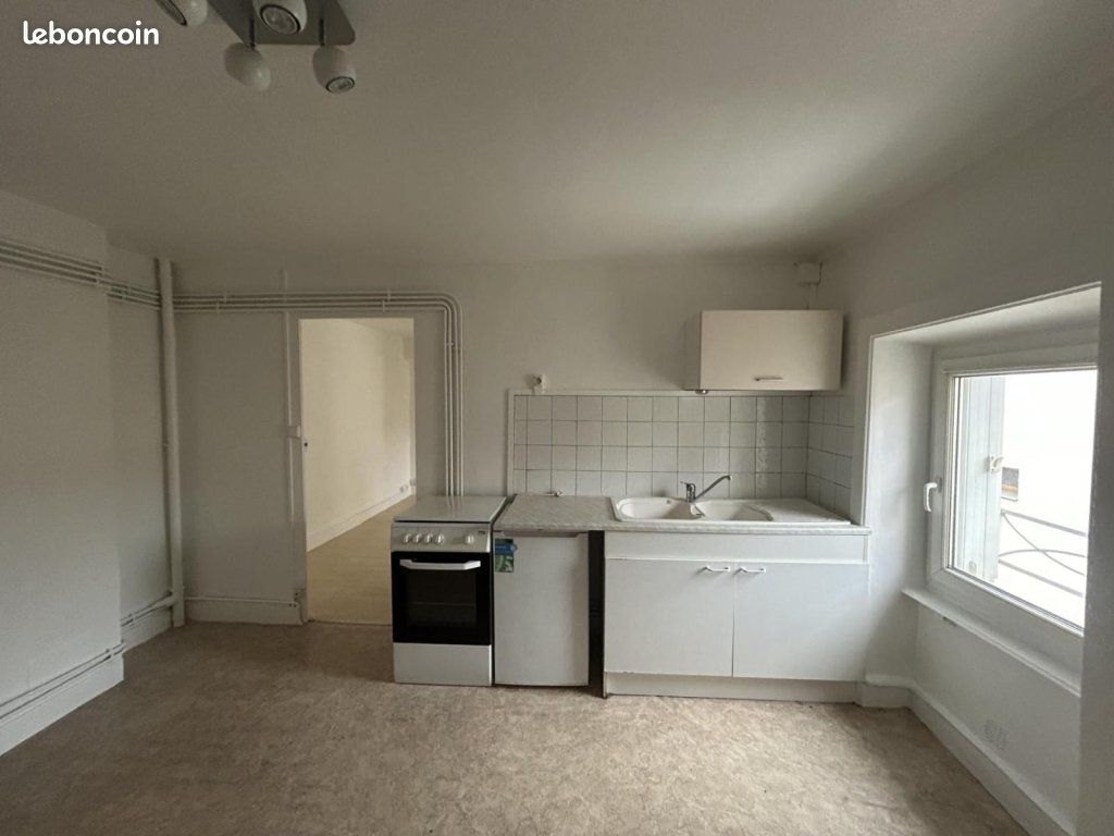 Appartement 3 pièces 67 m² · à Montbrison · 67 m² · 450 €/mois