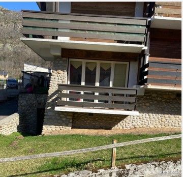Appartement 1 pièce 30 m² · à Ax-les-Thermes · 29,9 m² · 70 000 €