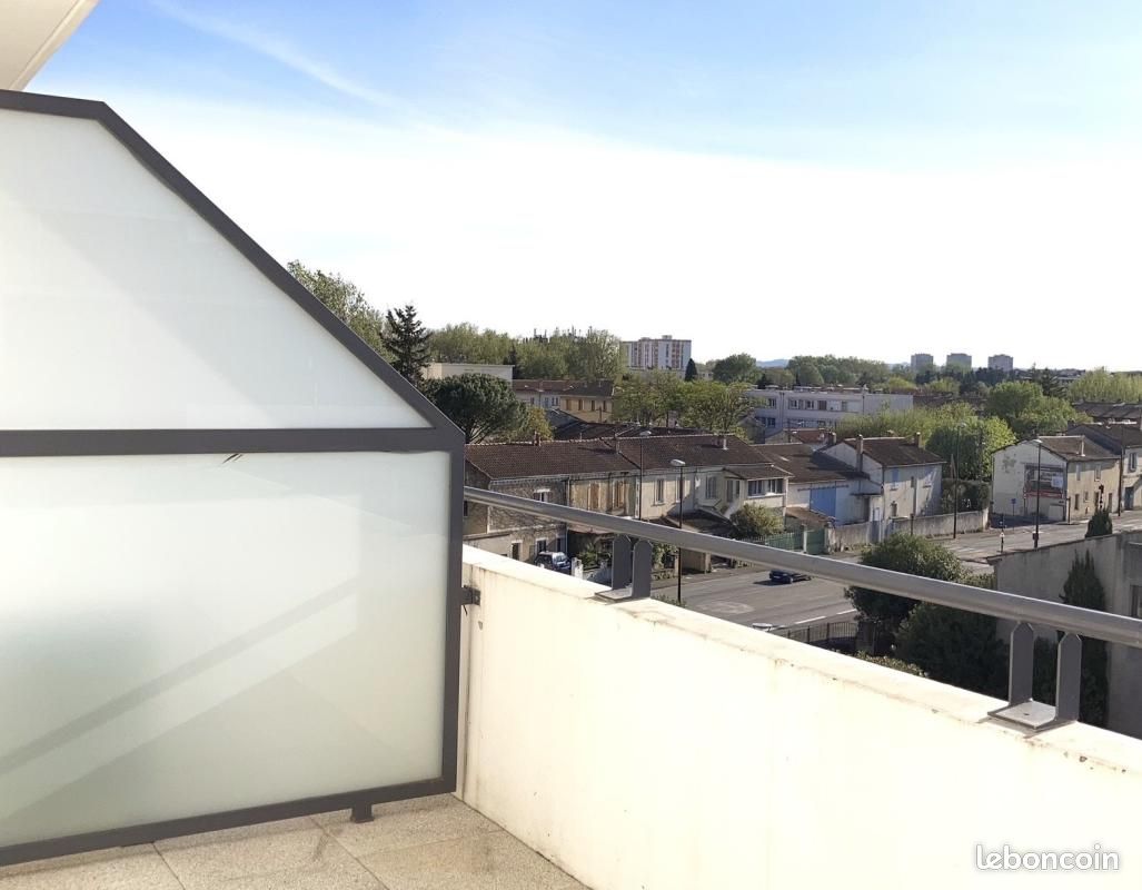 Appartement 3 pièces 58 m² · à Avignon · 58 m² · 647 €/mois