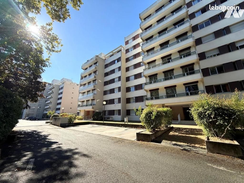 Appartement 5 pièces 108 m² · à Angers · 108 m² · 314 400 €