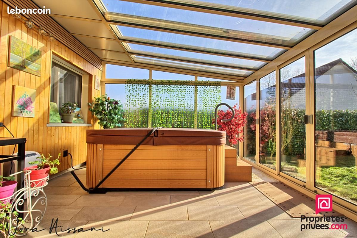 Maison 6 pièces 195 m² · à Mont-sous-Vaudrey · 195 m² · 395 000 €