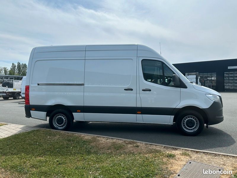 Mercedes Sprinter 315 CDI Fourgon Toit sureleve Standard 3 (image 6)