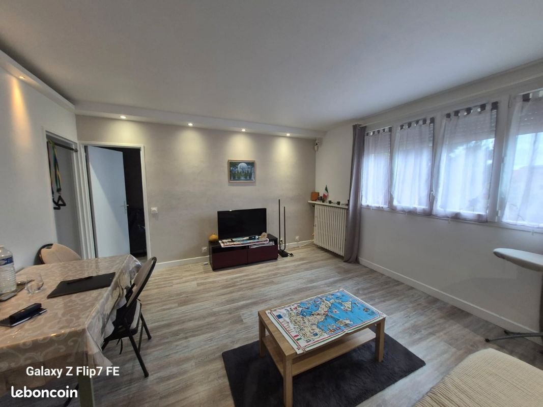 Appartement 3 pièces 54 m² · à Les Pavillons-sous-Bois · 54 m² · 170 000 €