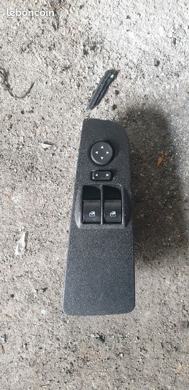 Commande leve vitre fiat grand punto (image 1)