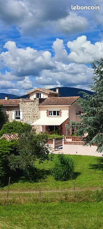 Maison 6 pièces 158 m² · à Condrieu · 158 m² · 610 000 €