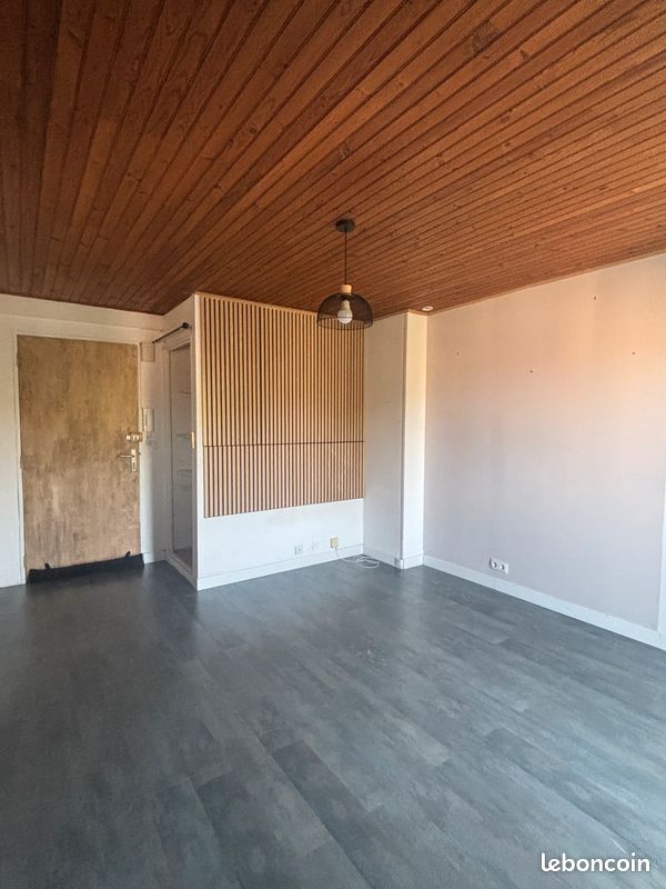 Appartement 1 pièce 24 m² · à Six-Fours-les-Plages · 24 m² · 600 €/mois