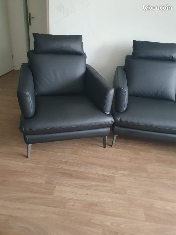 Fauteuil en cuir prix négociable (image 2)