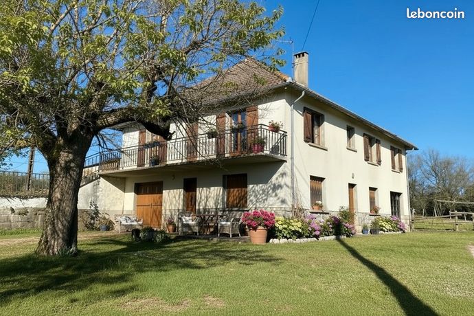 Maison 8 pièces 163 m²