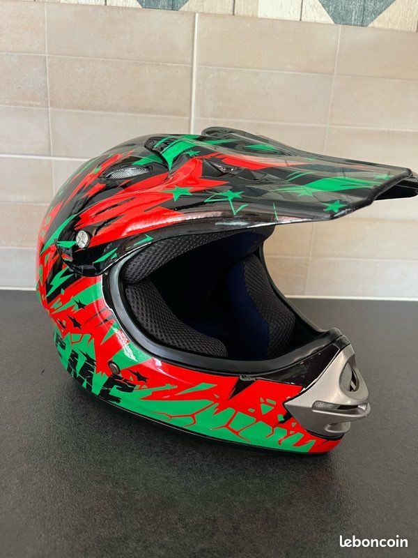 Casque enfant cross / BMX (image 1)