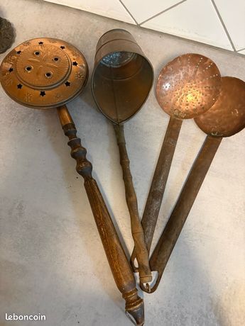 Penderie Ustensiles de Cuisine en Cuivre Mauviel avec tringle - Bellynck et Fils