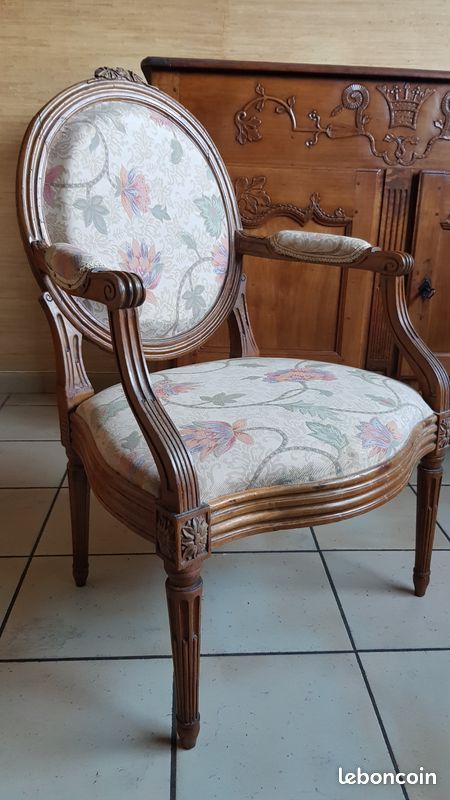 Fauteuil Louis XVI (image 2)