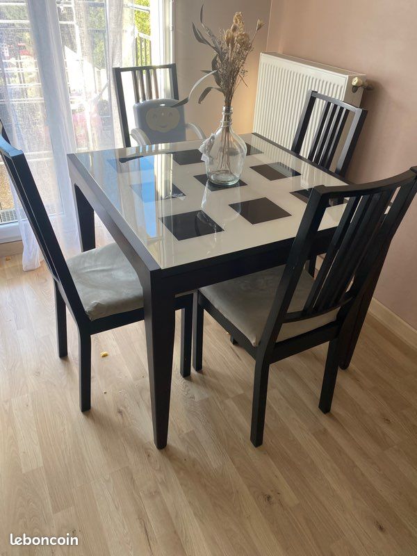 Table extensible (image 1)