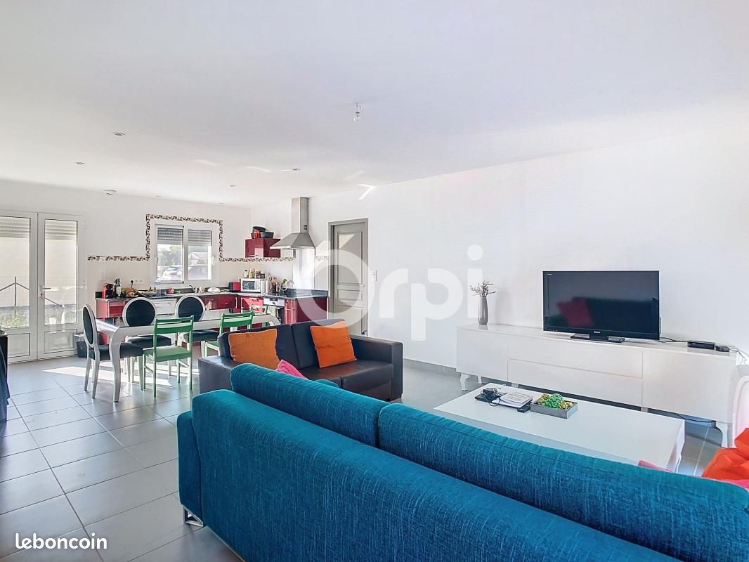 Maison 4 pièces 100 m² · à Terrasson-Lavilledieu · 100 m² · 890 €/mois
