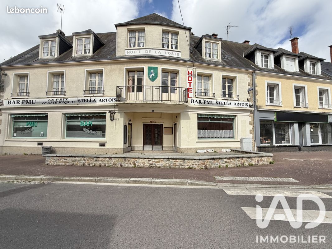 Immeuble 570 m² · à Périers · 570 m² · 343 000 €