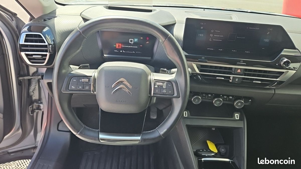 Citroën C4 PURETECH 130 SS EAT8 SHINE (image 9)