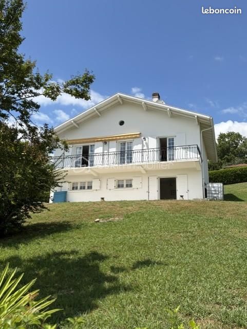 Maison 4 pièces 99 m² · à Béhasque-Lapiste · 99 m² · 198 000 €