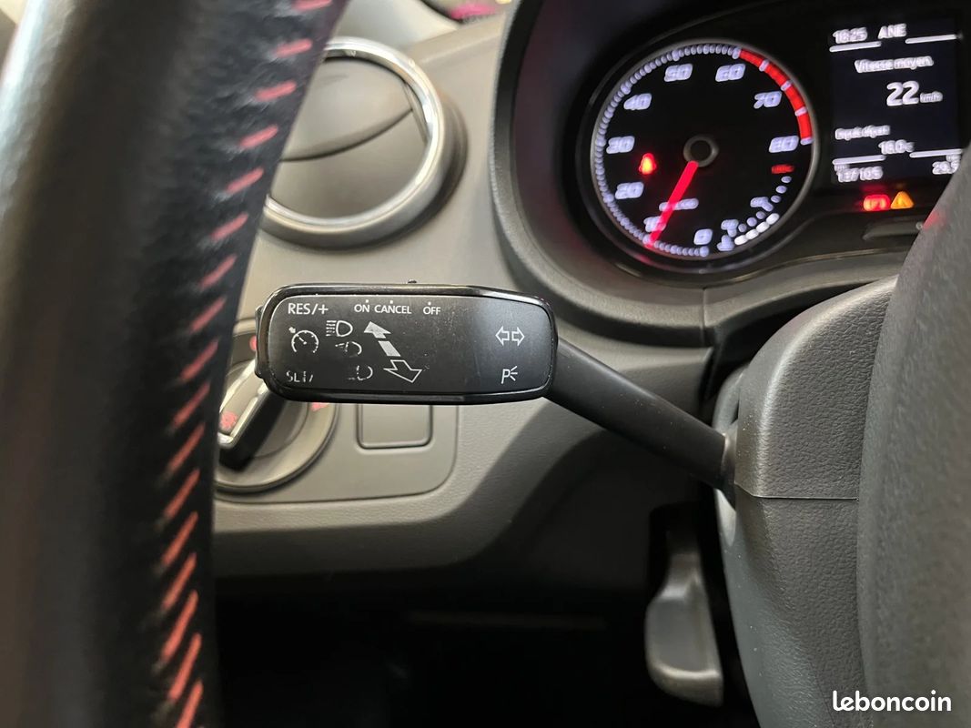 SEAT IBIZA 1.0 TSI 110 FR - CUIR ALCANTARA - TOIT OUVRANT - GPS - CLIM Auto - (image 21)