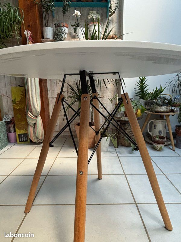 Table ronde (image 4)