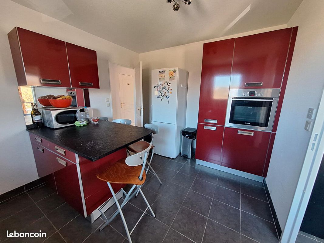 Appartement 3 pièces 77 m² · à Vannes · 77 m² · 950 €