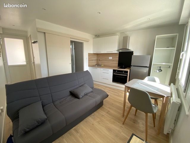 Appartement 1 pièce 18 m² · à Roanne · 18 m² · 325 €/mois