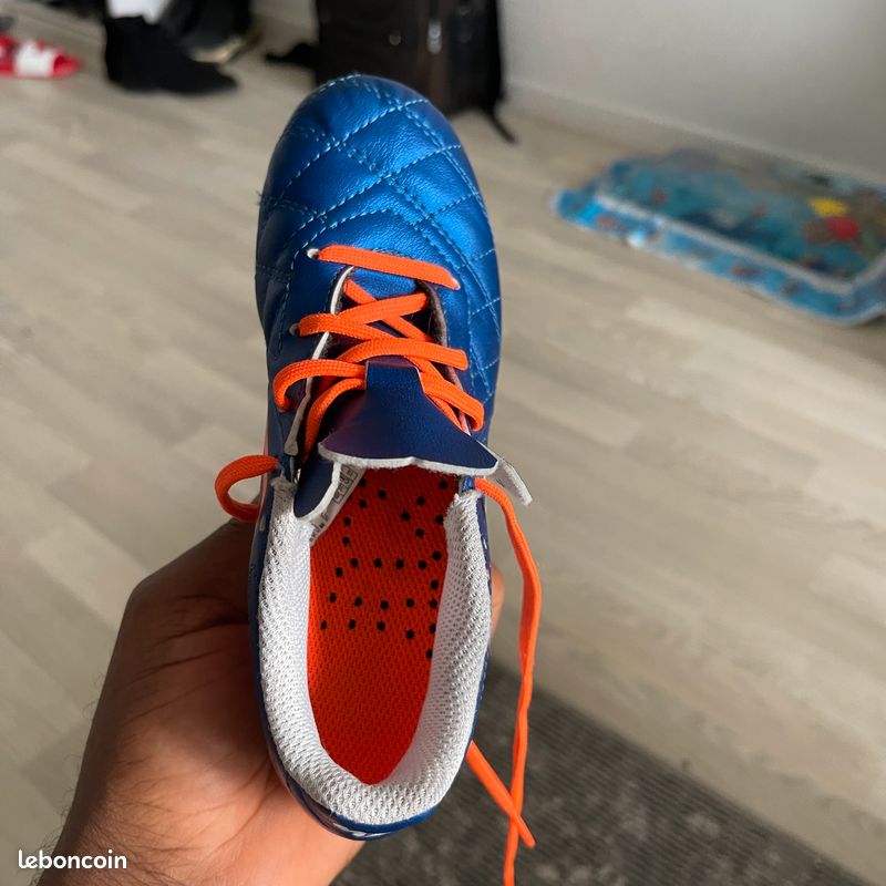 Chaussures de football KIPSTA taille 30 (image 4)