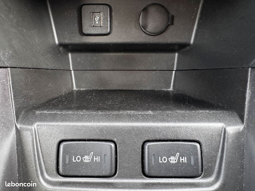 SUZUKI VITARA II PRIVILEGE 1.0 i BOOSTER JET 12V 111cv 5 PORTES (image 15)