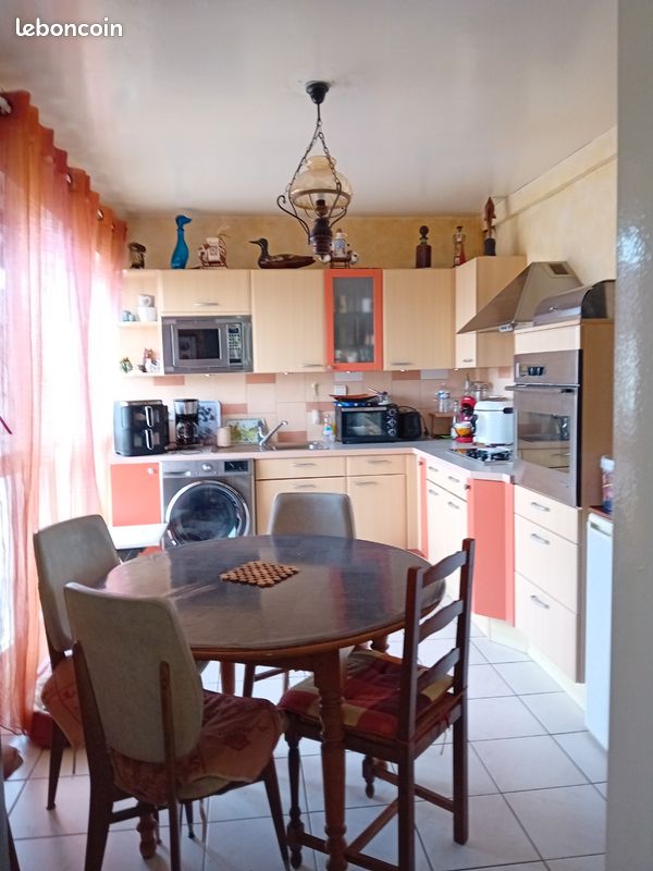 Appartement 4 pièces 82 m² · à Lons-le-Saunier · 82 m² · 158 000 €