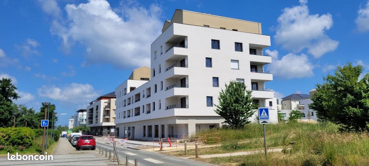 Appartement 1 pièce 38 m² · à Avrillé · 38 m² · 599 €