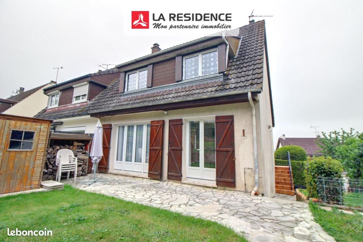 Maison 5 pièces 92 m² · à Magnanville · 92 m² · 246 000 €